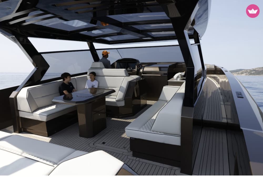 Yacht tour of the most beautiful beaches of Saint-Tropez