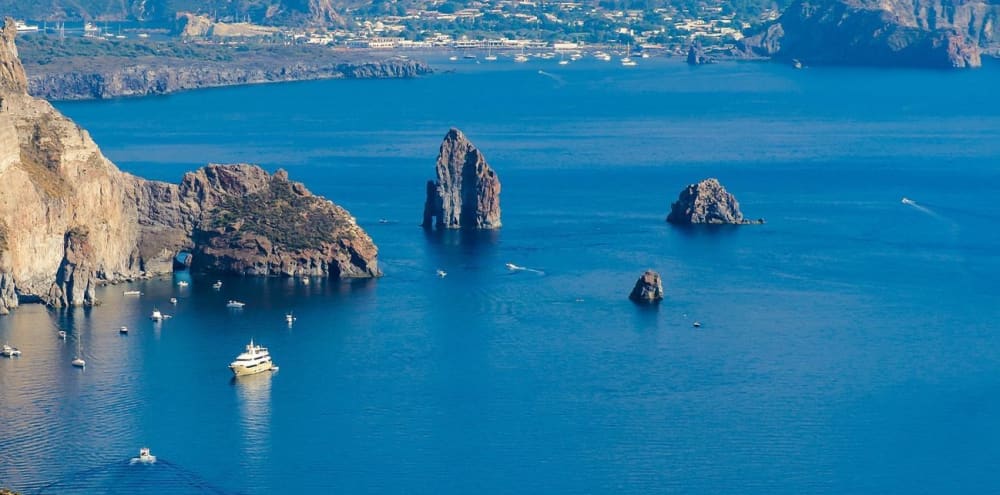 Båtutflykt till de Eoliska öarna