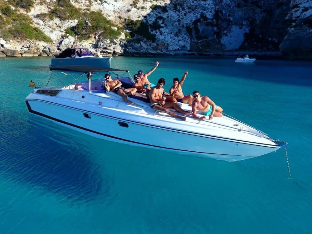 Clube de praia de dia inteiro e refúgio na ilha