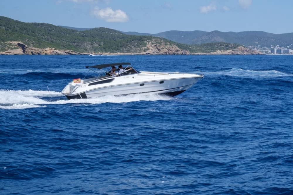 Clube de praia de dia inteiro e refúgio na ilha