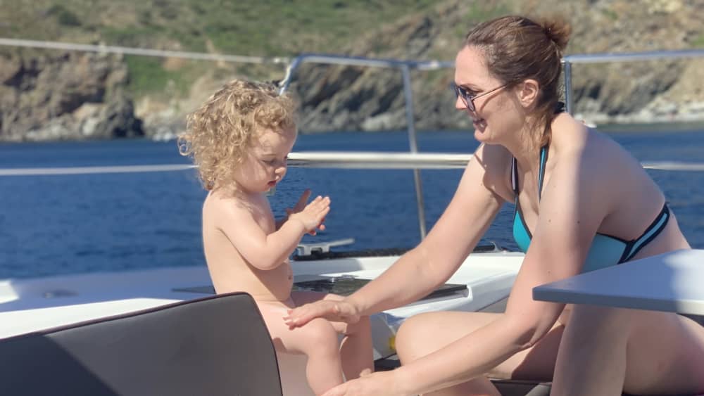 Profitez d'une journée en mer à Port-Vendres à bord d'un catamaran.