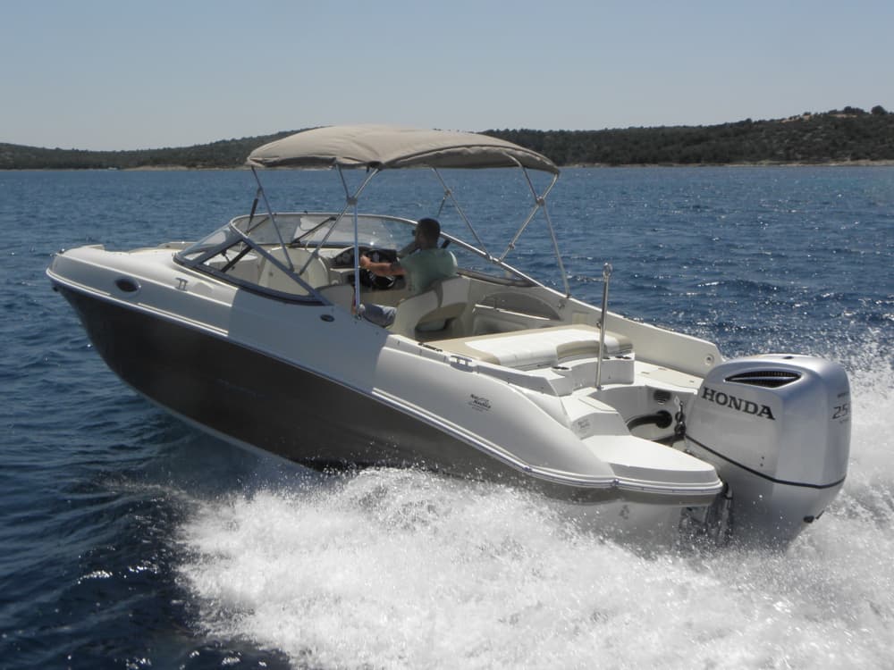 Your private day of sun and joy in Tisno