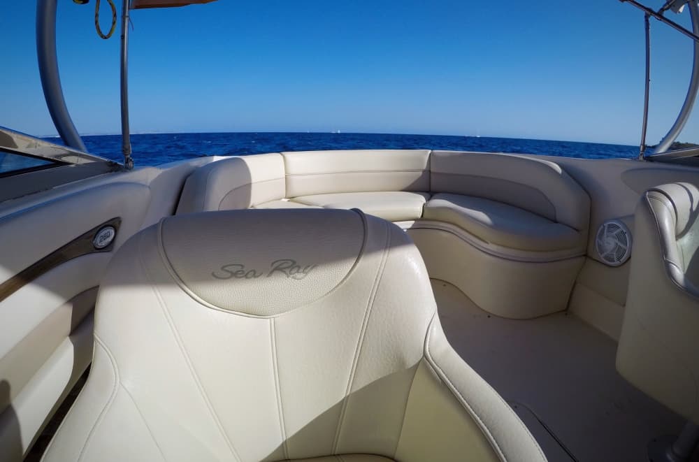 Njut av solen på en 8 timmar lång båttur i Santa Ponsa