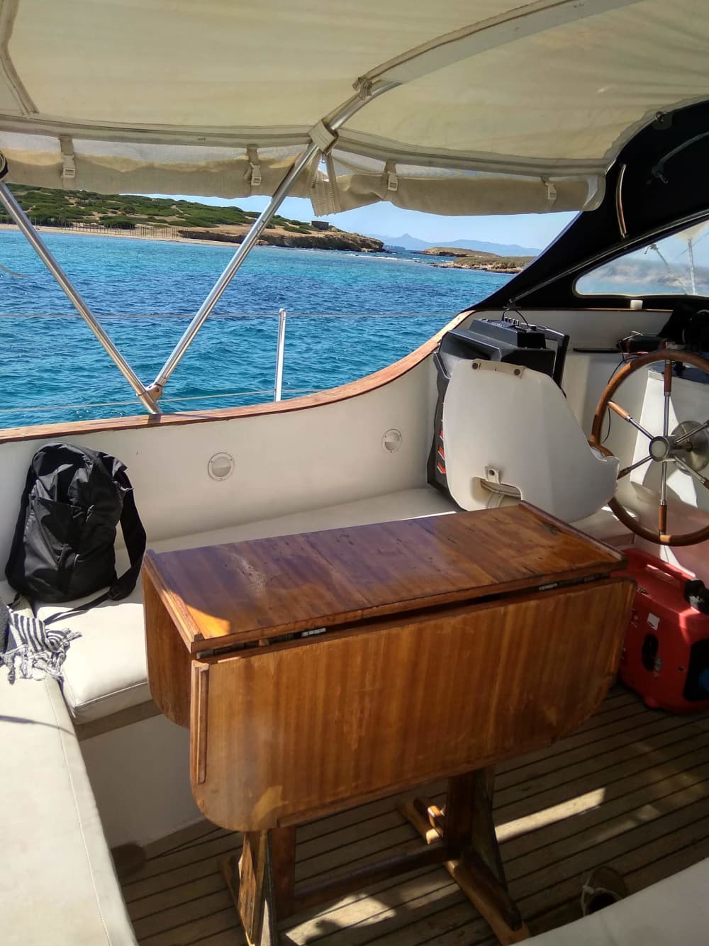 Discover Palaio Faliro on a sailboat for a full day