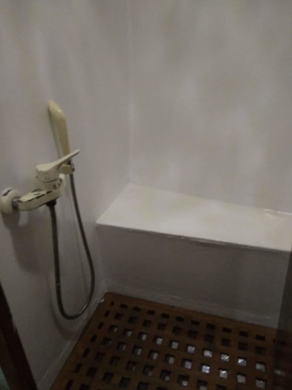 Discover Palaio Faliro on a sailboat for a full day