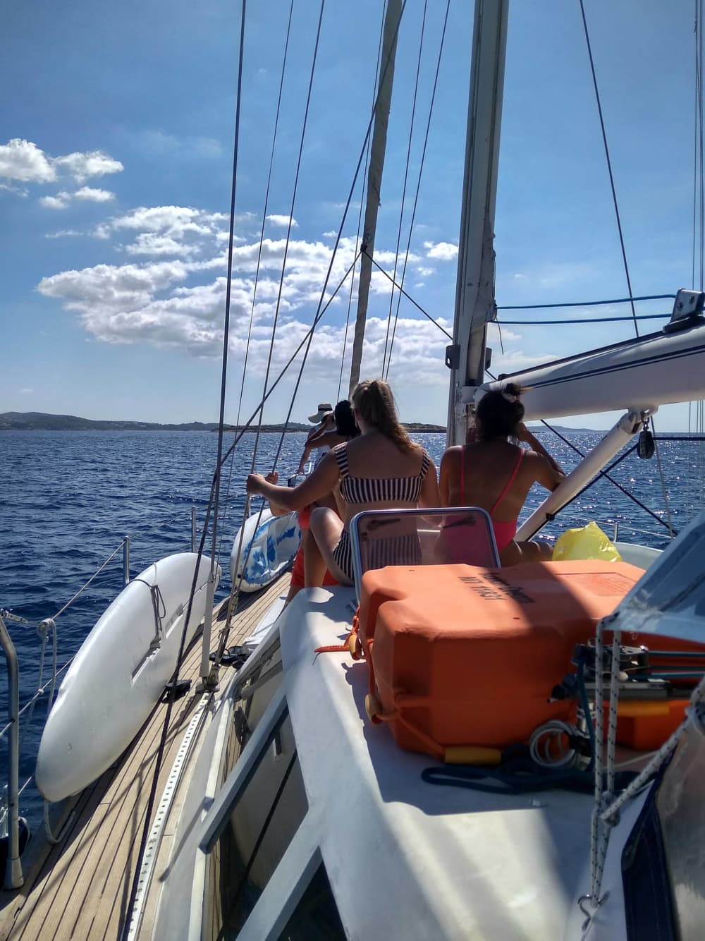 Discover Palaio Faliro on a sailboat for a full day
