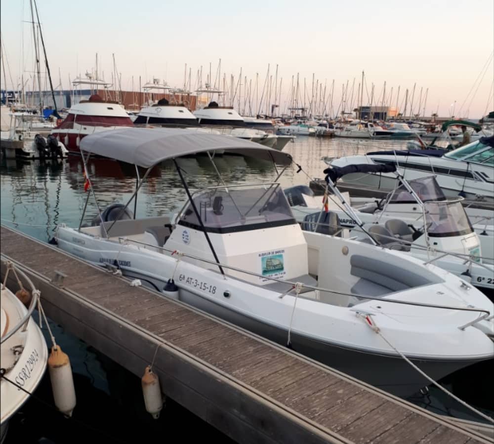 La tua barca a motore privata per una giornata nei dintorni di Santa Pola