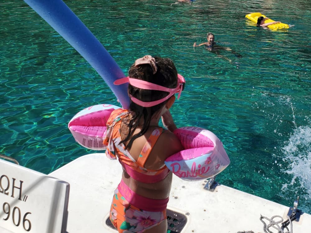 Une journée autour de Céphalonie : Profitez de 8 heures de découverte en bateau à moteur