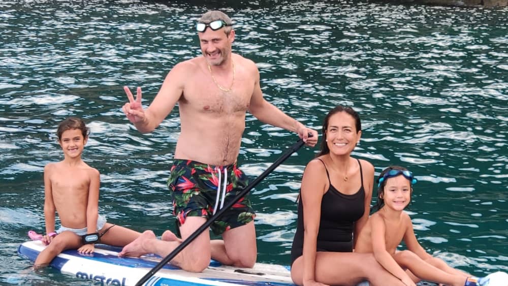 Une journée autour de Céphalonie : Profitez de 8 heures de découverte en bateau à moteur