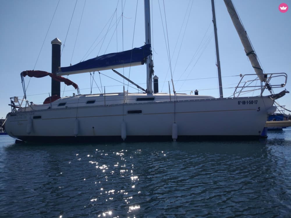 Discover Gijón on a full-day sailing trip