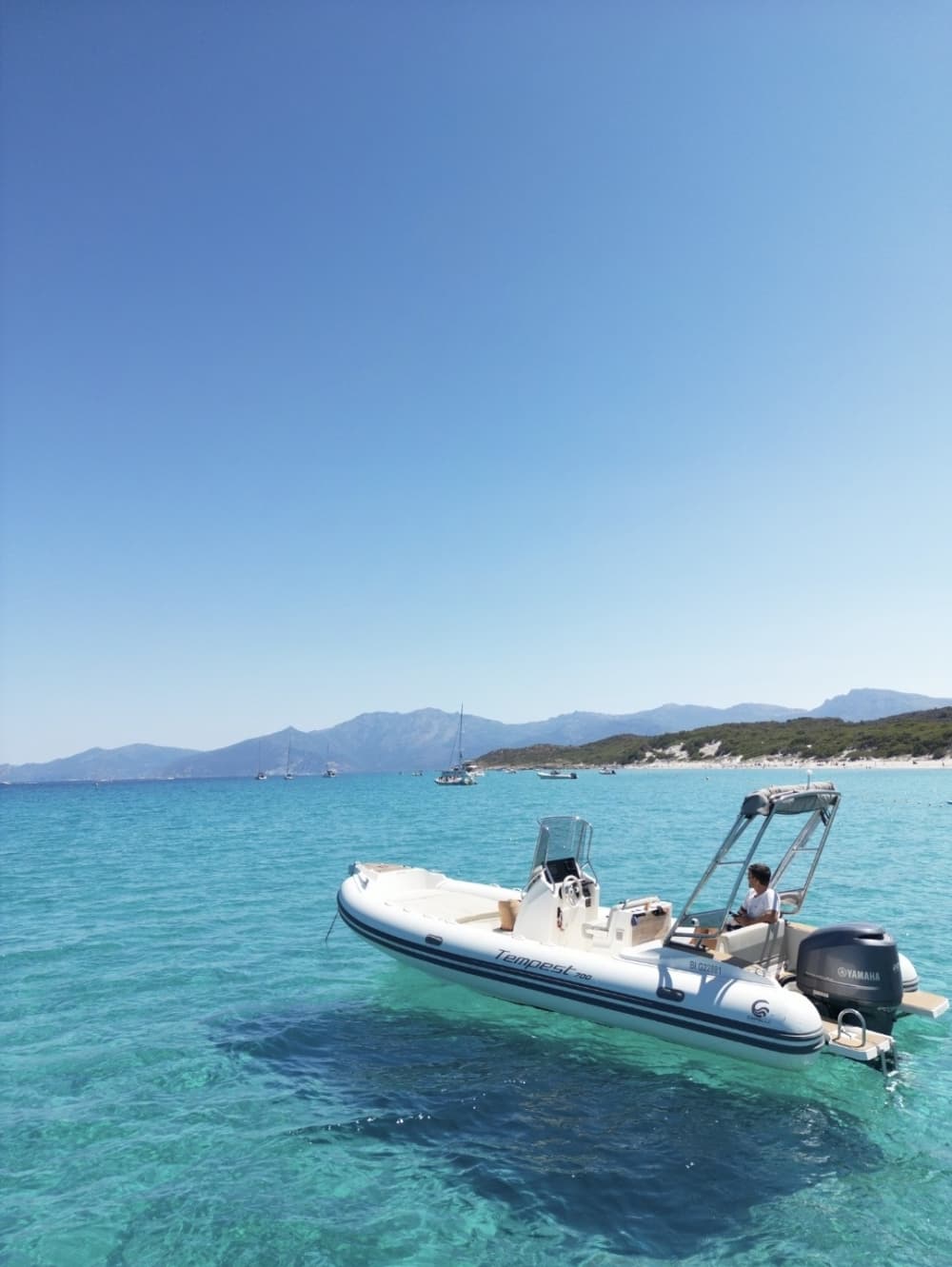 Your private motorboat for a day around Algajola