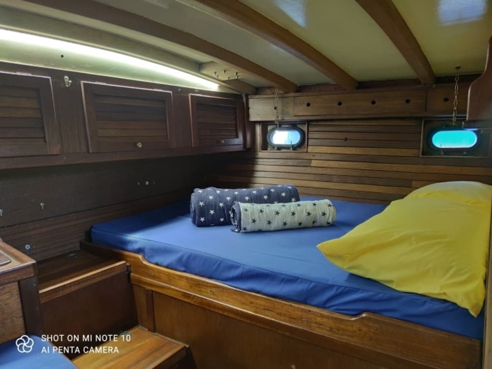 4 Stunden, um Anzio mit dem Segelboot zu entdecken