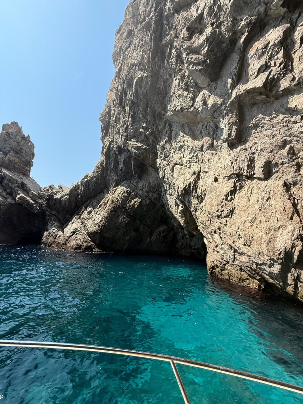 Prywatna wycieczka łodzią wokół Capri i Nerano