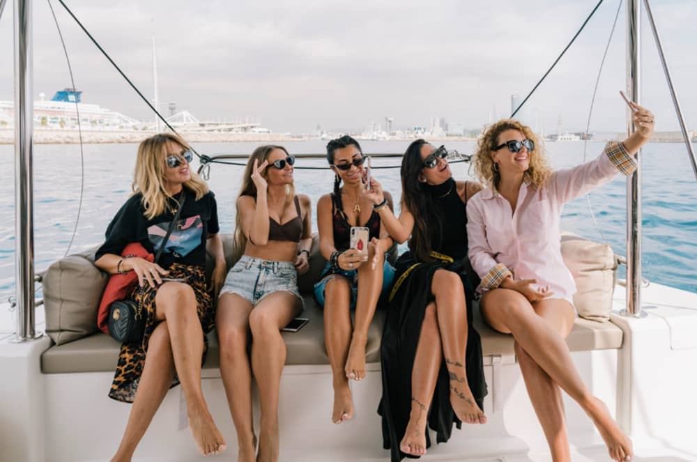 Tour de 4 horas en catamarán