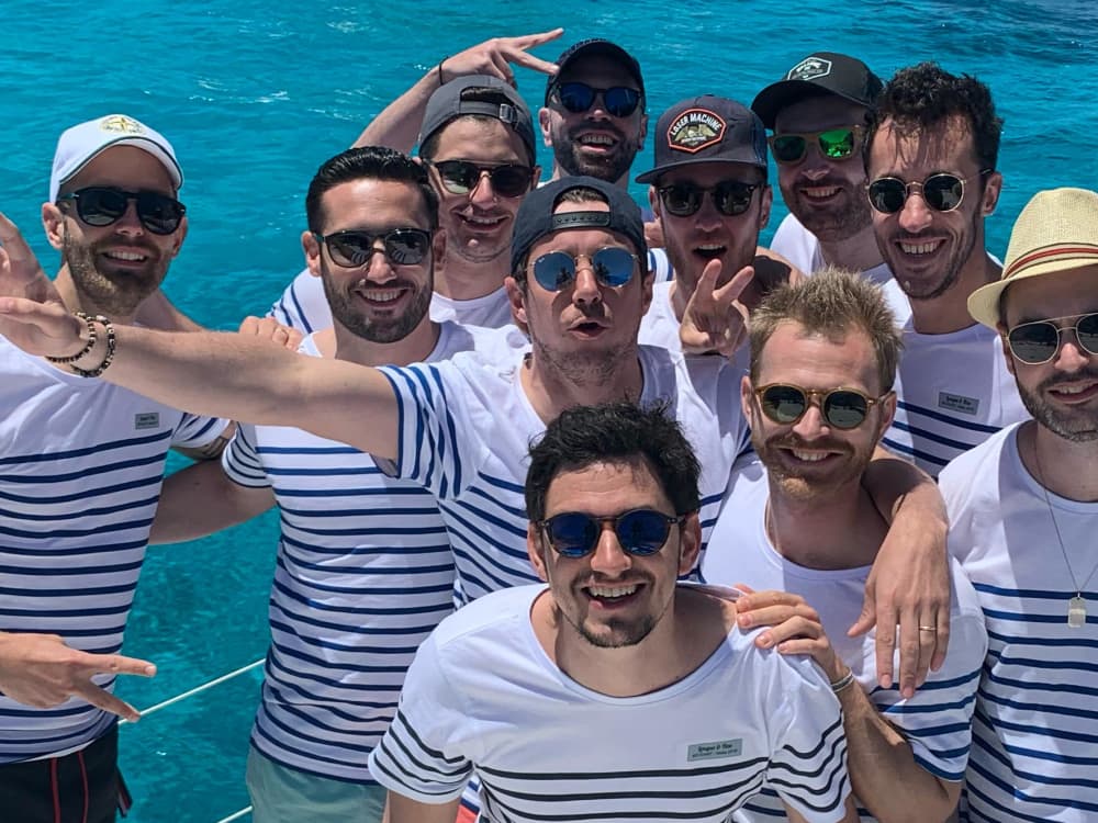 Exclusieve catamaranervaring: vier uw speciale gelegenheid op zee