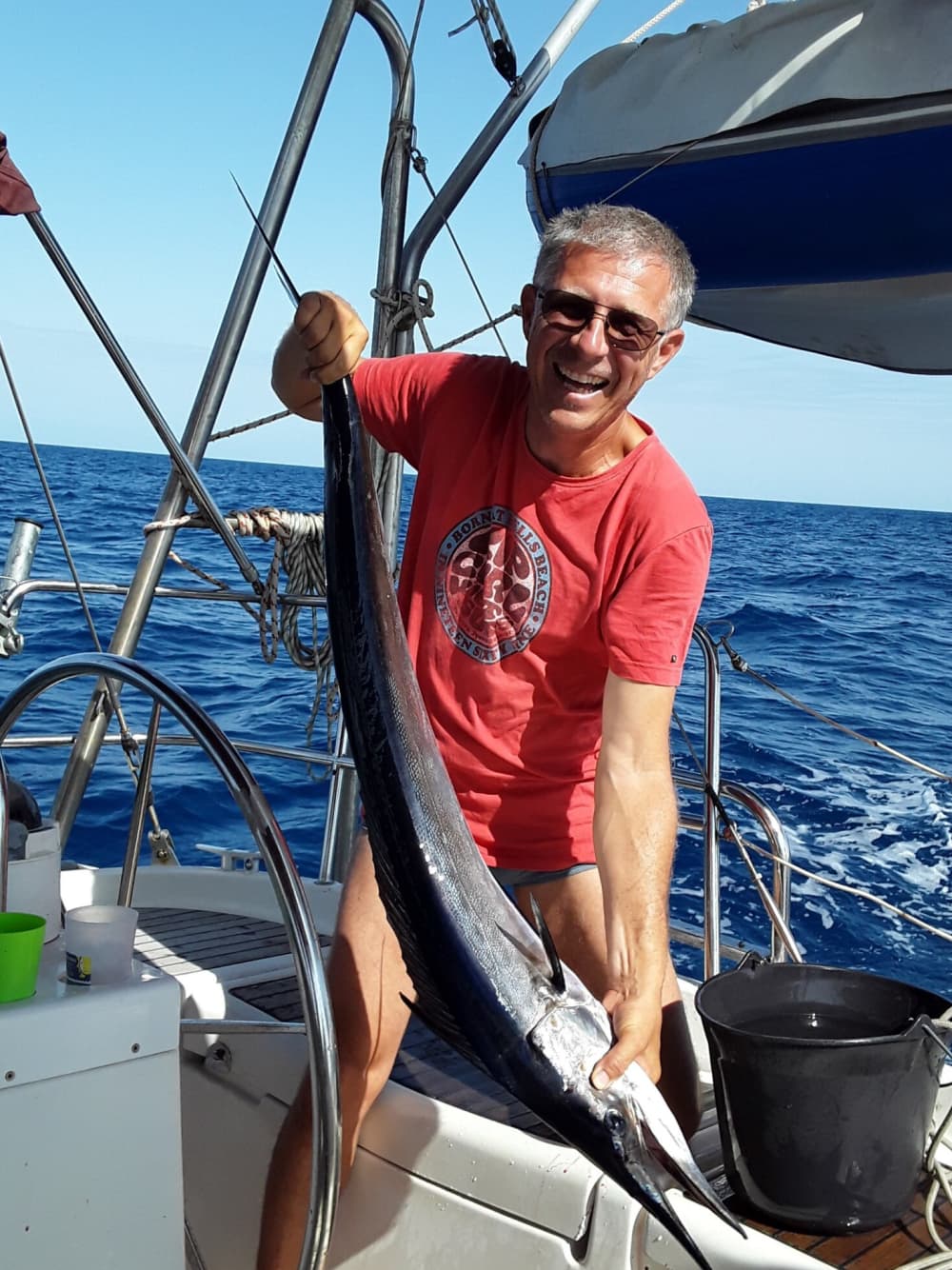 Passe 9 horas navegando ao redor de Port-de-Bouc em um veleiro.
