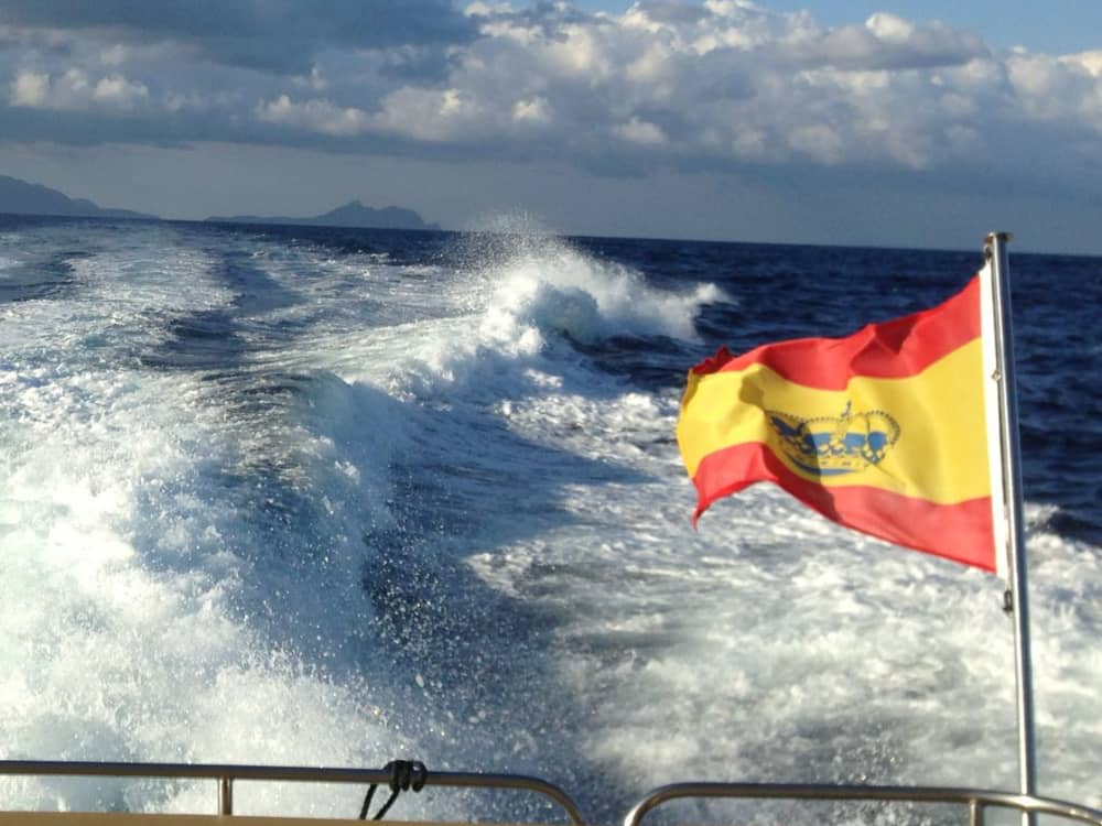 Barcelona from the Sea: Panoramic Mini Cruise