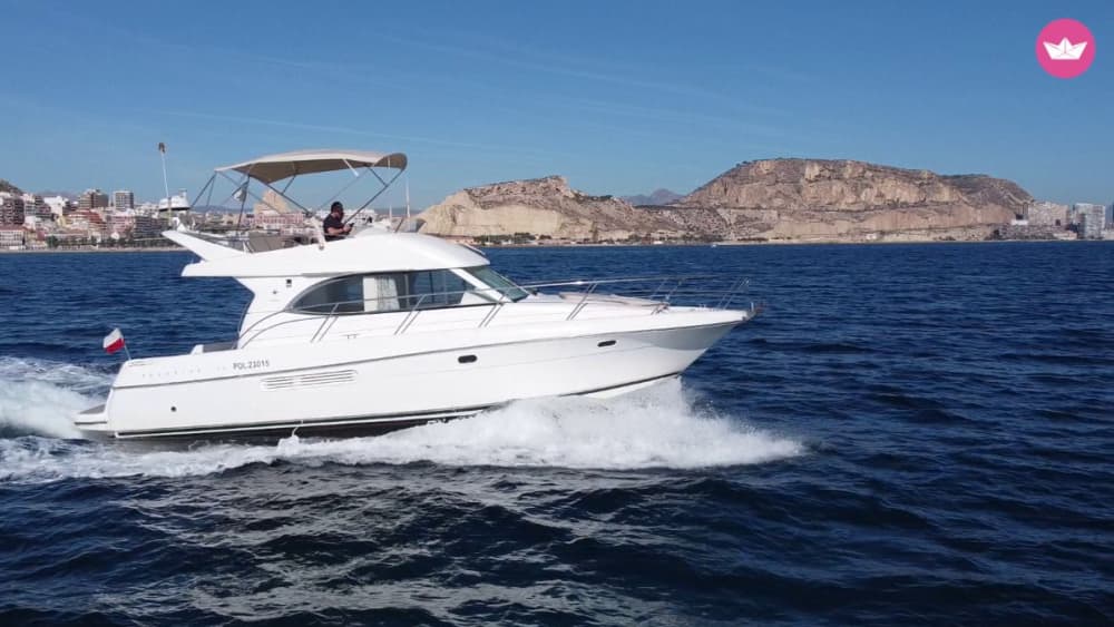 Full-Day Cruise on M/Y Keyolha – All-Inclusive Drinks & Coastal Adventure