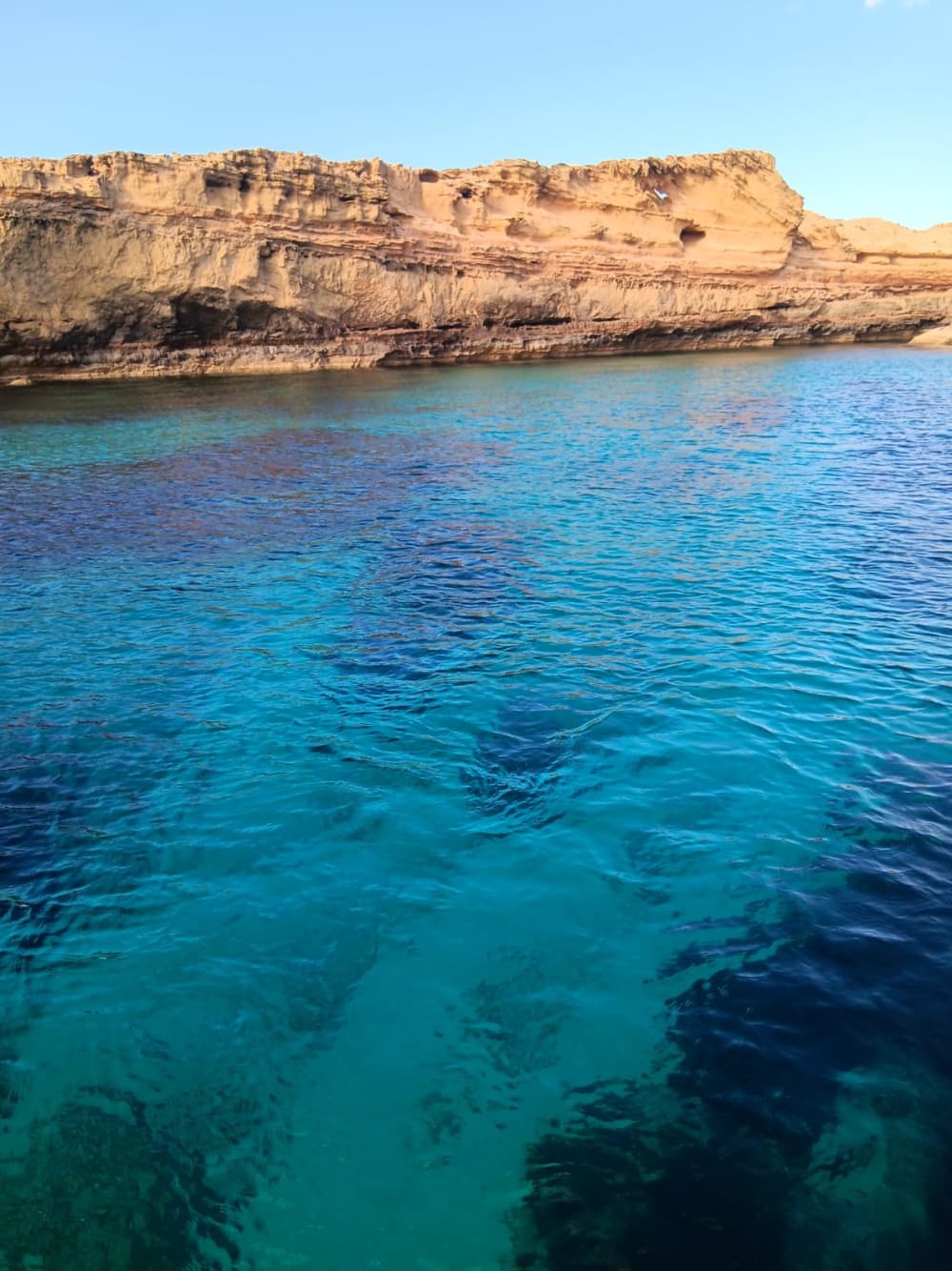 Formentera Infinita: giornata intera di libertà su un catamarano privato