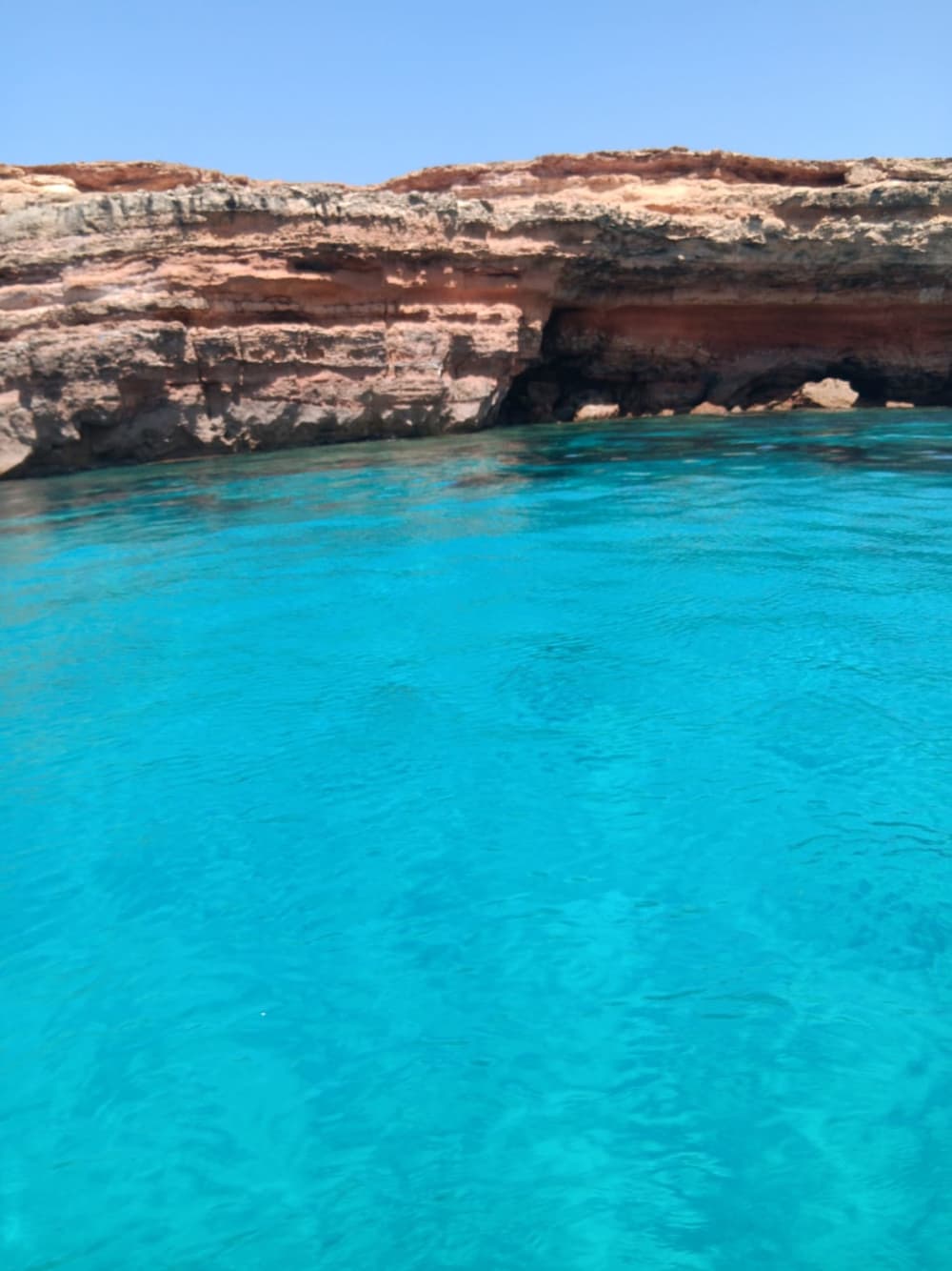Formentera Infinita: giornata intera di libertà su un catamarano privato