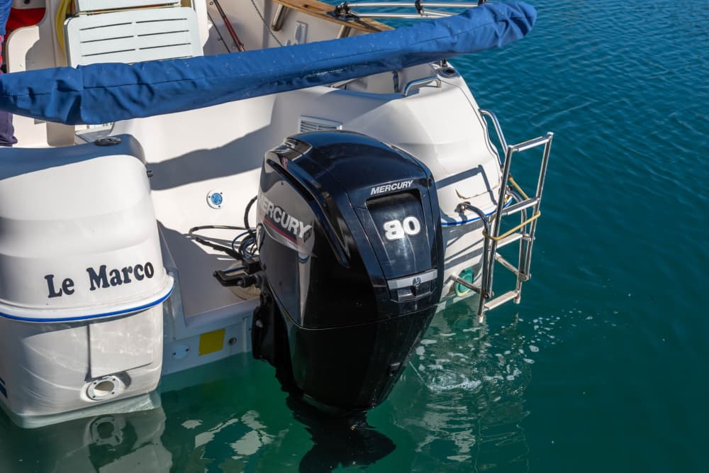 Geniet 4 uur van de zon op een motorboot in Marseillan.