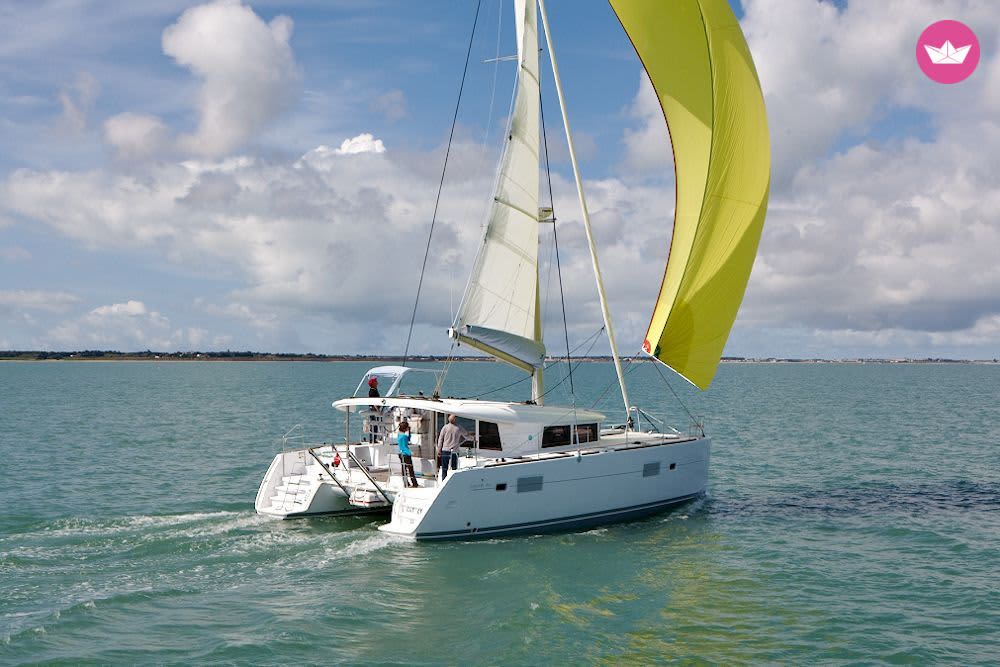 Однодневная поездка на катамаране в природный парк Риа-Формоза.