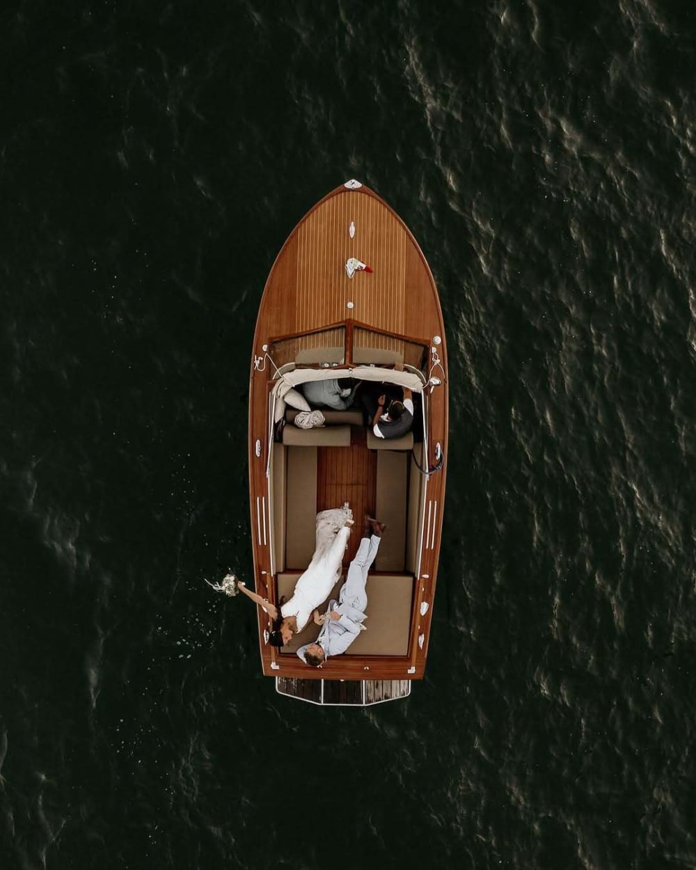 3h - Classic wooden boat on Lake Como: A 1969 experience