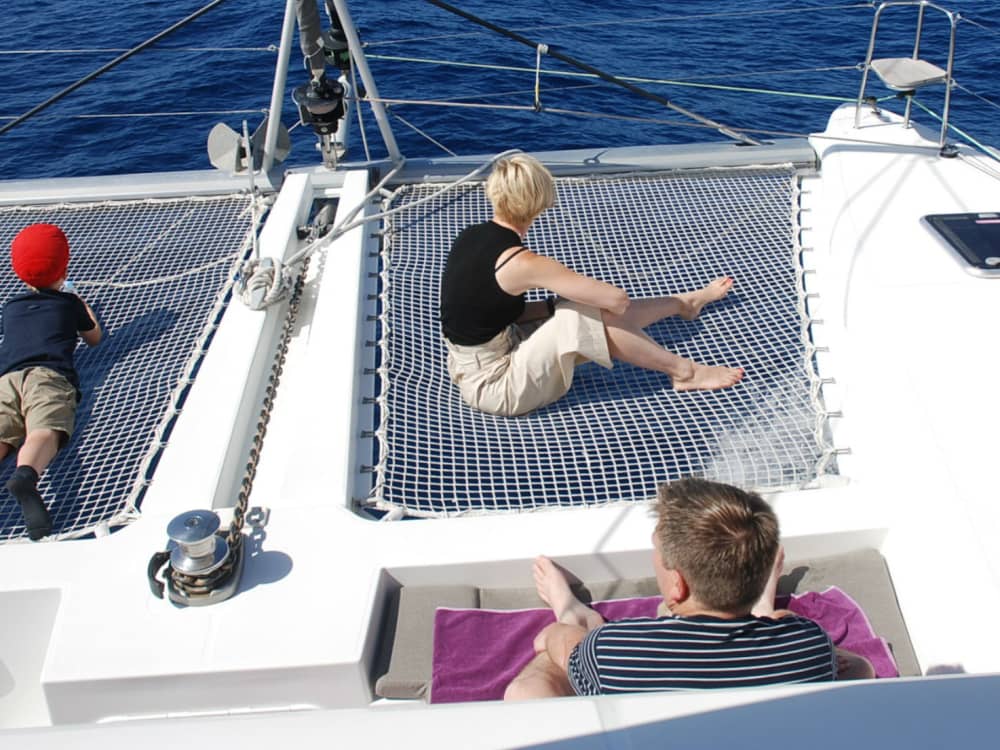 Cap sur le plaisir : une journée complète de navigation authentique à Costa Adeje en catamaran