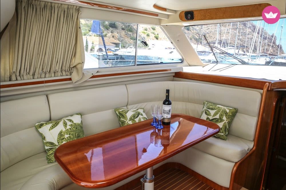 Daguitstap: de geheime baaien van Jávea verkennen