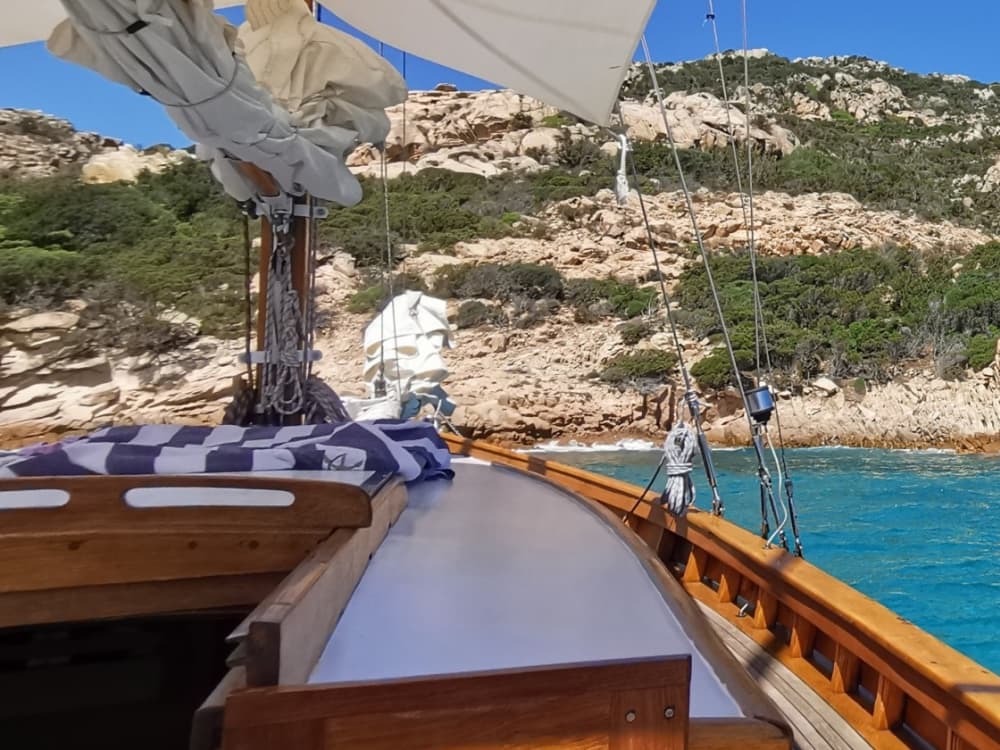La Maddalena Dream: Alquiler de yate privado de día completo desde Palau