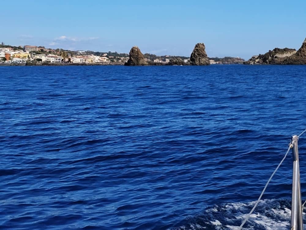 Une journée à la découverte de Catane : détente absolue sur le bleu italien