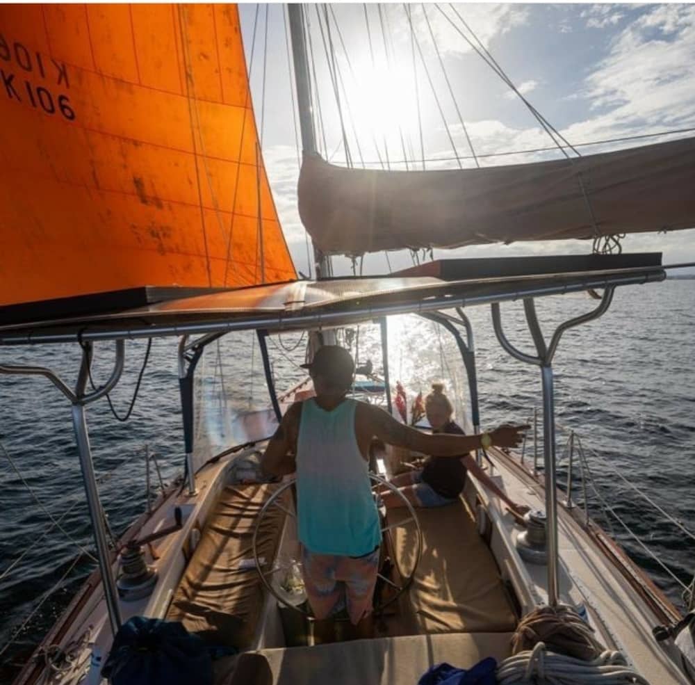 Het ritme van Bocas del Toro: Onvergetelijke momenten op een zeilboot