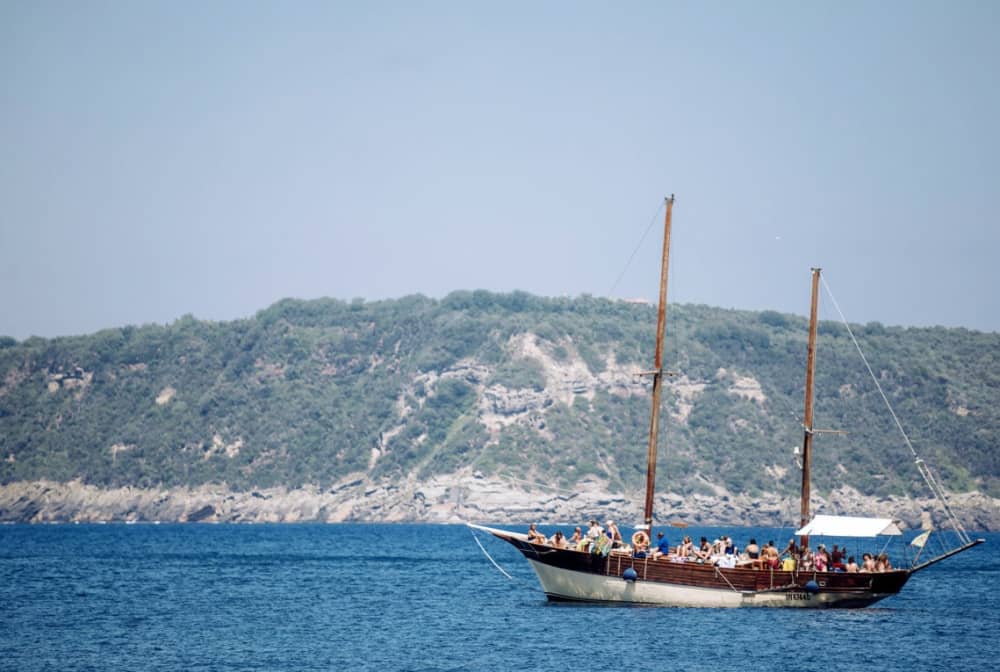 Luxe opnieuw gedefinieerd op Ischia: een onvergetelijke dag op een gulet.