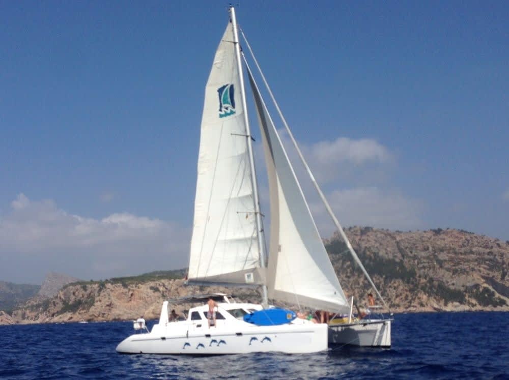 Vaar met een catamaran naar de baaien van Mallorca - 8 uur