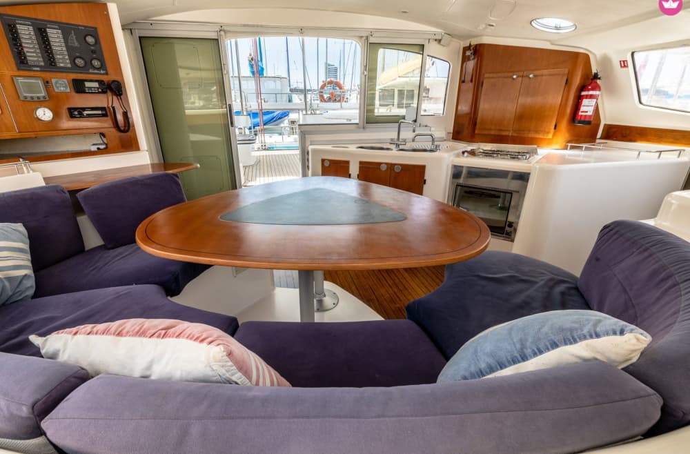 Catamaran Day Tour: Comino, Blue Lagoon, & Gozo Adventure