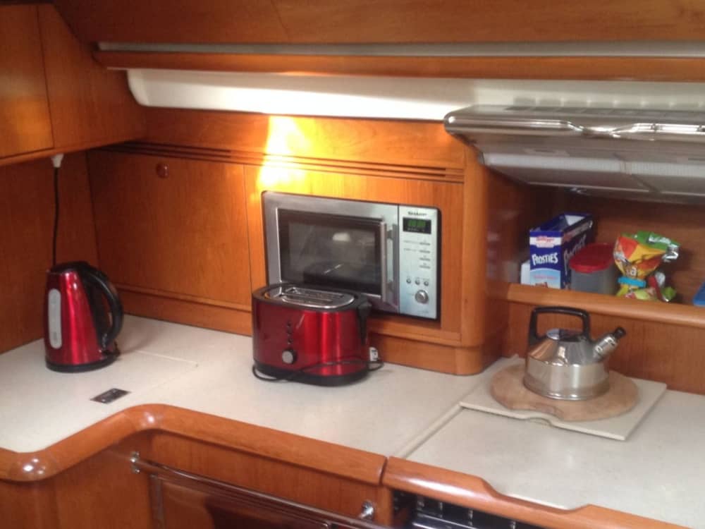 Full Day Comino Adventure: Explore Comino & Surroundings