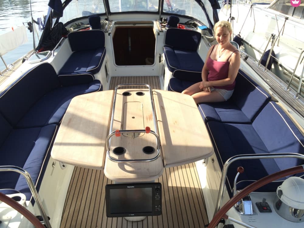 Full Day Comino Adventure: Explore Comino & Surroundings