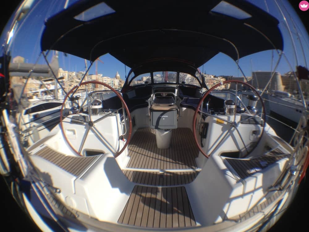 Full Day Comino Adventure: Explore Comino & Surroundings