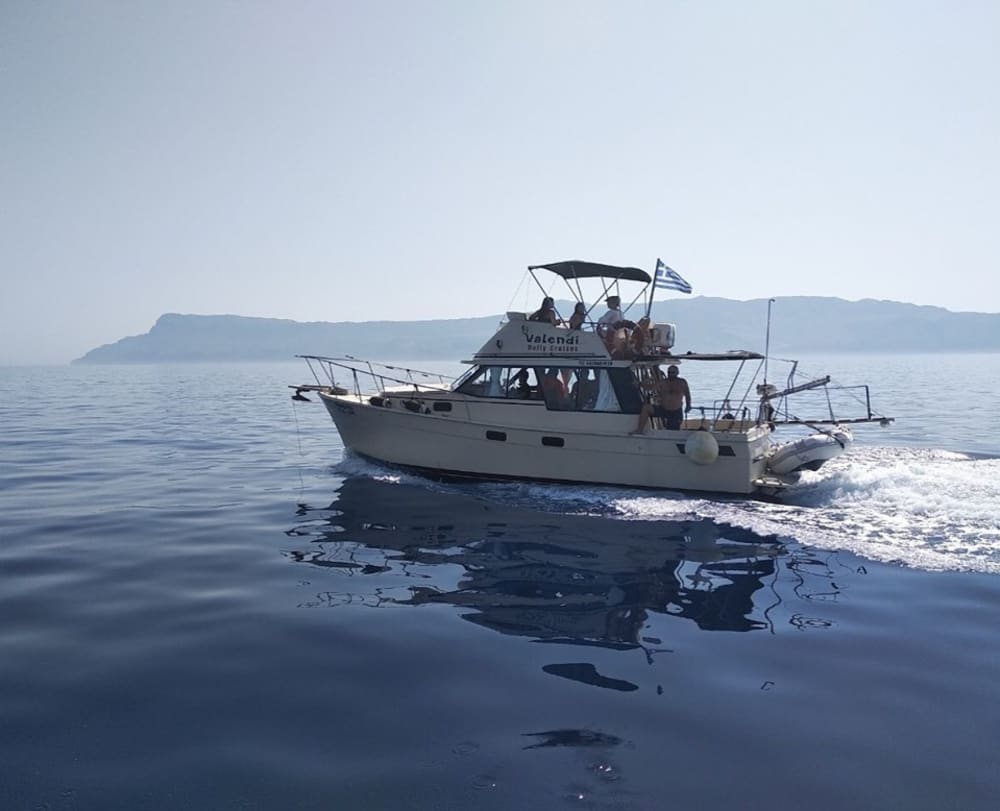 Μια μέρα στην Κίσσαμο με μηχανοκίνητο σκάφος