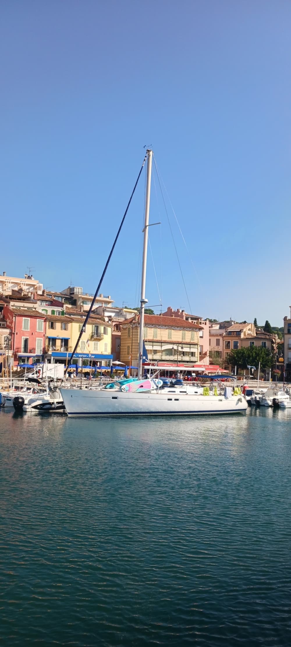 Discover Port-de-Bouc on a sailboat for a full day