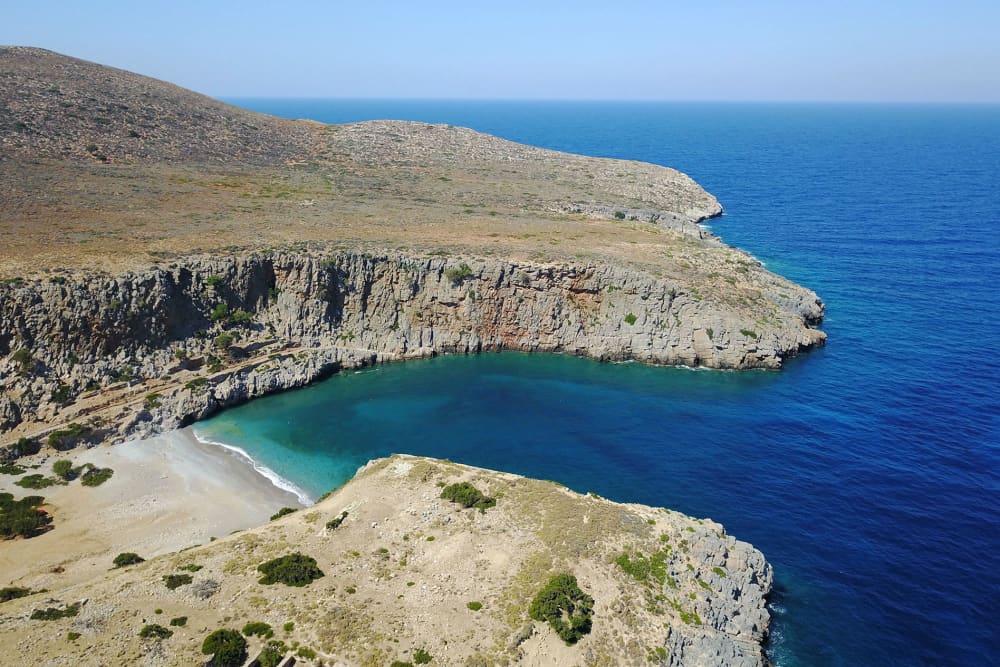 Trésors cachés de Thodorou et de la baie de Macherida : découverte d'une journée complète