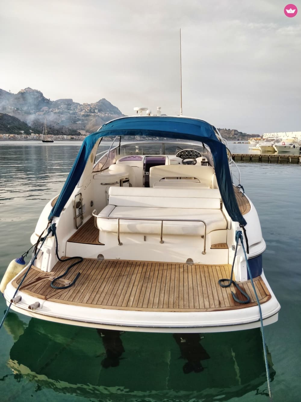 Addio al nubilato e al celibato a Giardini Naxos: una festa di mezza giornata in mare