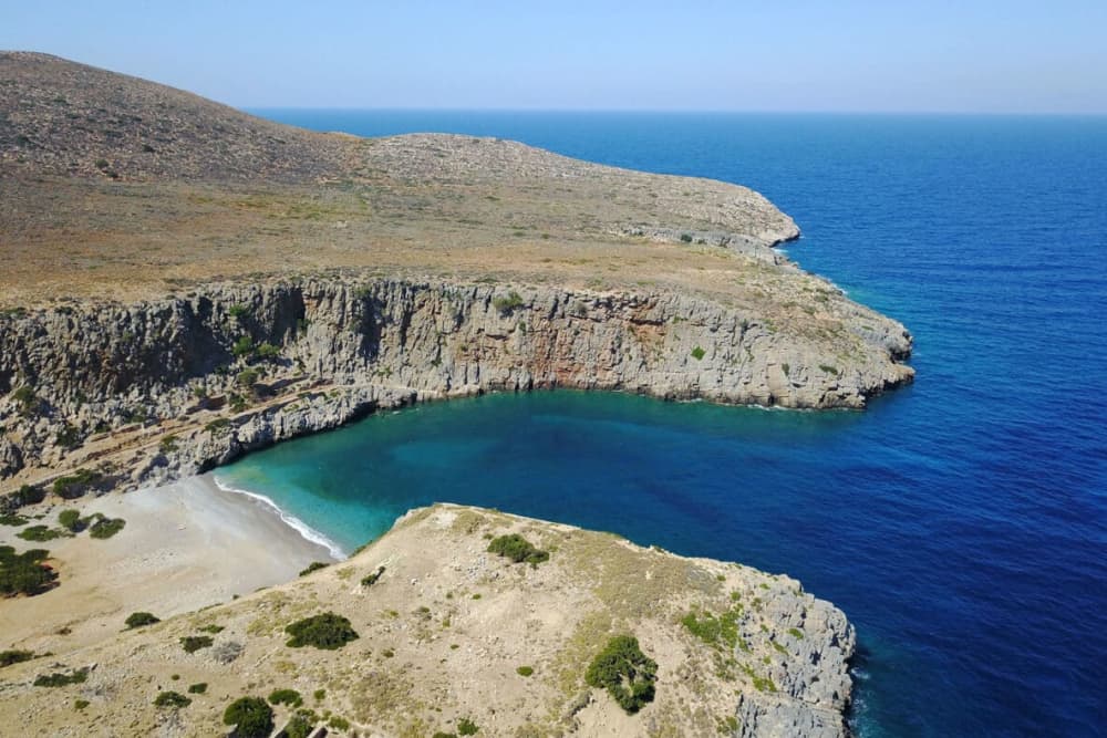 Plage de Menies - Grotte de Choironisia et île de Thodorou avec le yacht Babyface - Croisière à grande vitesse de 8 heures au départ de La Canée