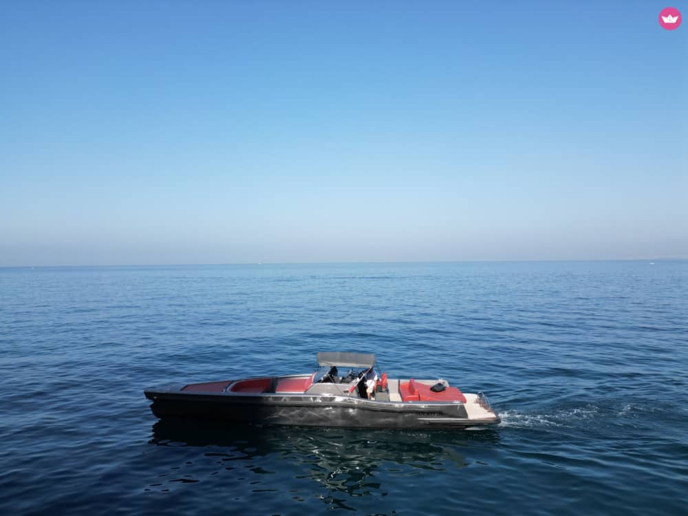 Sail between the Sorrento coast and the Faraglioni