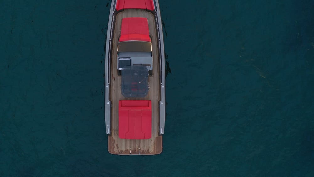 Sail between the Sorrento coast and the Faraglioni