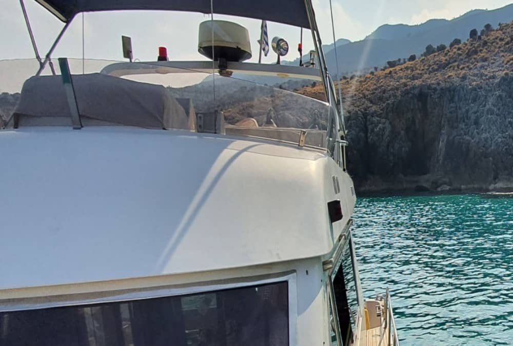 Upptäck Rethymno på en motorbåt i 8 timmar