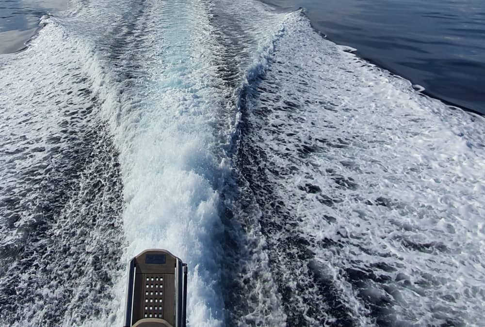 Upptäck Rethymno på en motorbåt i 8 timmar