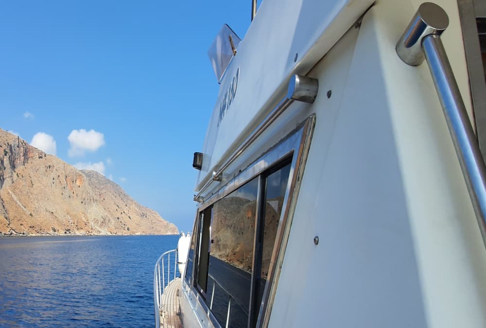 Upptäck Rethymno på en motorbåt i 8 timmar