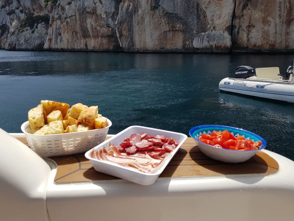 Gita privata in motoscafo intorno ad Alghero