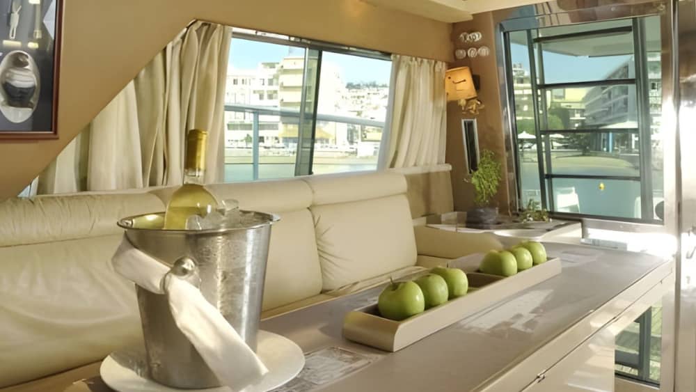 Excursión de medio día en barco a motor en Agios Nikolaos.